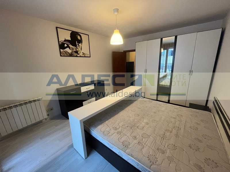 Дава се под наем Двустаен апартамент в София, Център - 72 кв.м за 765 € - Снимка #4