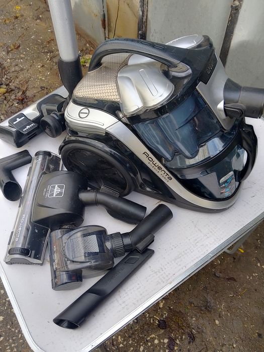 Много мощна прахосмукачка Rowenta