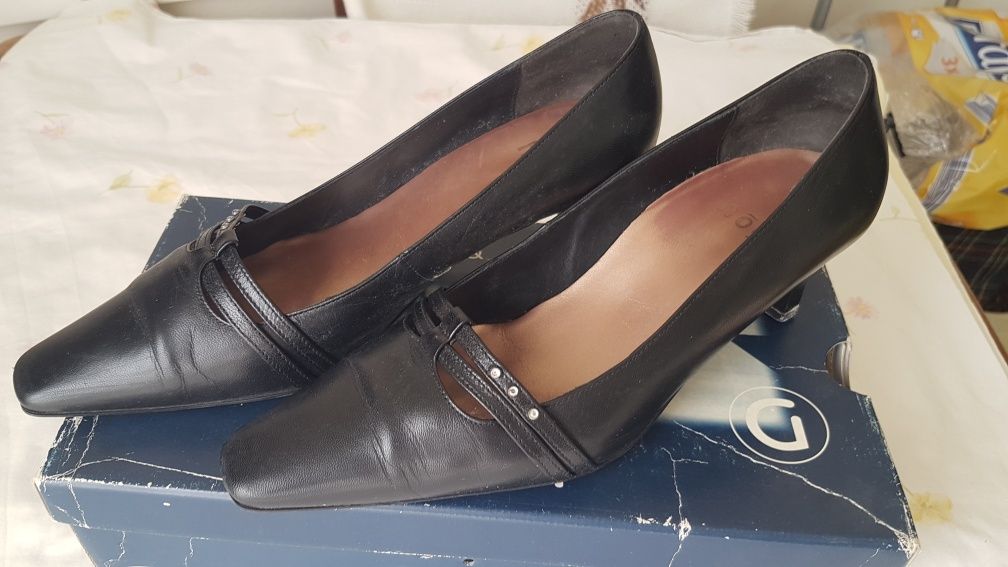 Pantofi piele mar 38-negru