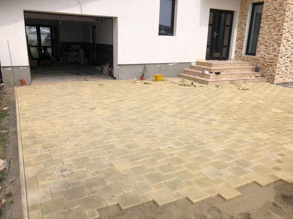 Pavaj pavele borduri pentru Gradina. Modele antiderapante