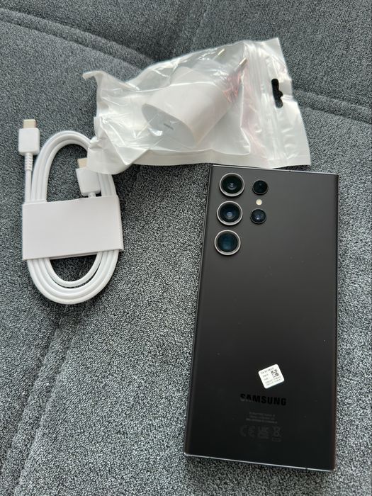 Vand Samsung S23 Ultra/256GB