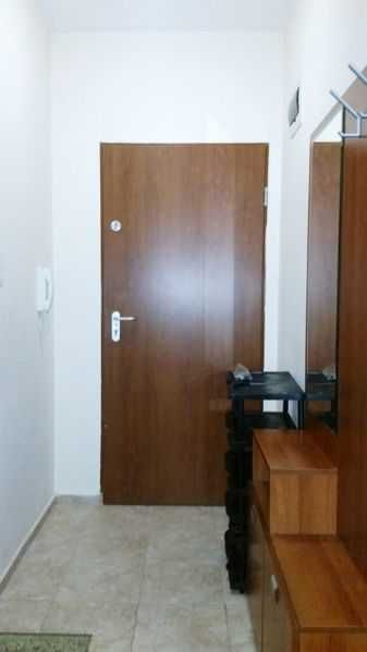 Дава се под наем Едностаен апартамент в Бургас, Лазур - 37 кв.м за 150 € - Снимка #4