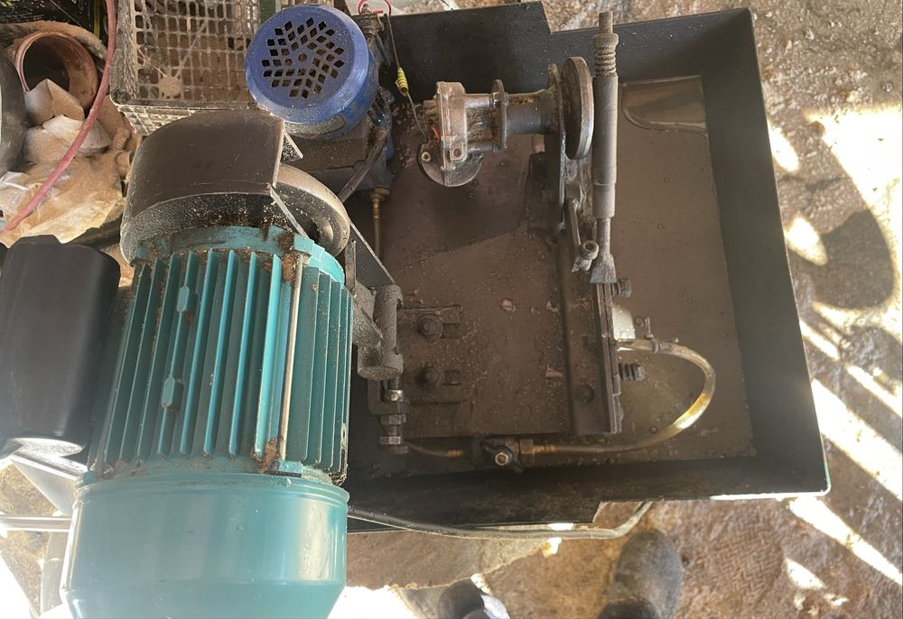 Masina de ascutit panze