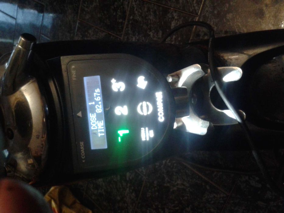 кафе мелачка.машина,тримери за подстригване филипс лот,хладилник