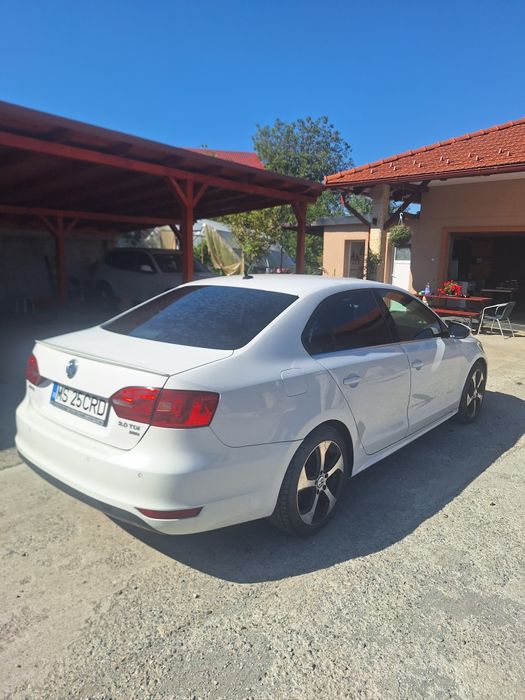 VW Jetta 2012 Automat