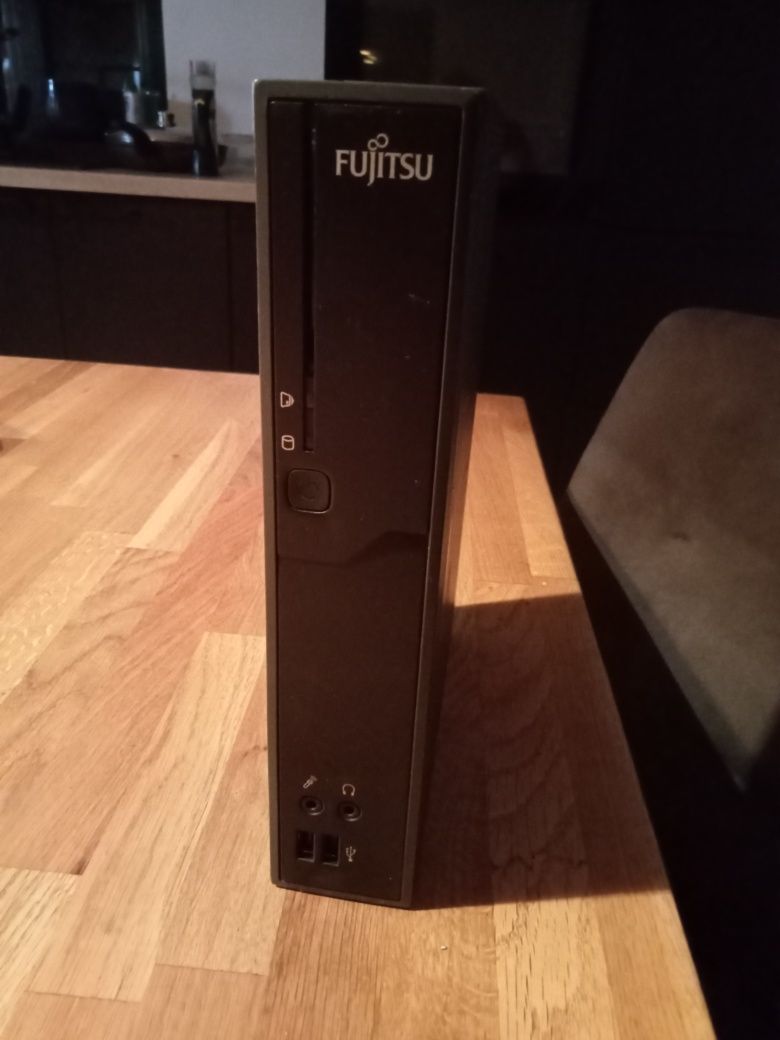 Fujitsu Futro S900