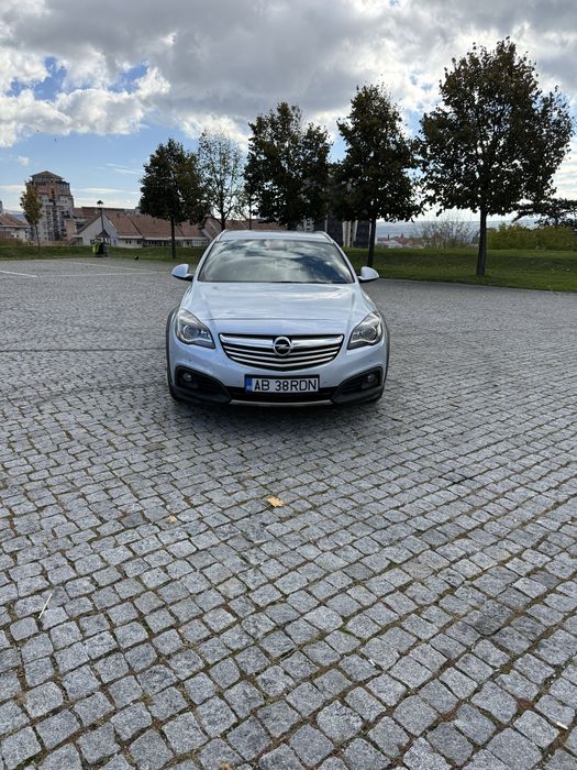 Opel Insignia 4x4 full options