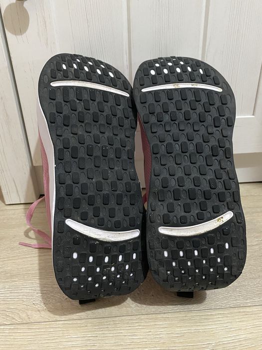 Маратонки Nike 39 н.