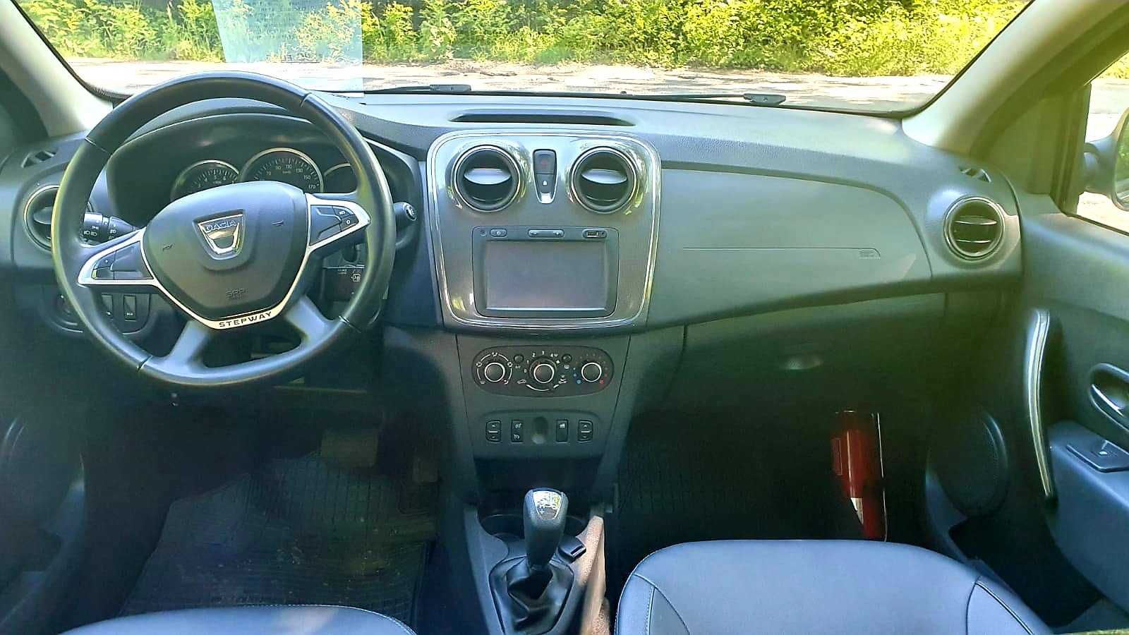 Dacia Sandero Stepway navigatie piele camera Euro6