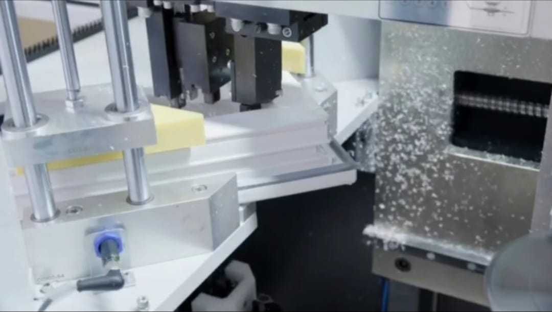 Masina Cnc automata de profile pvc  avand comanda numerica  BSM