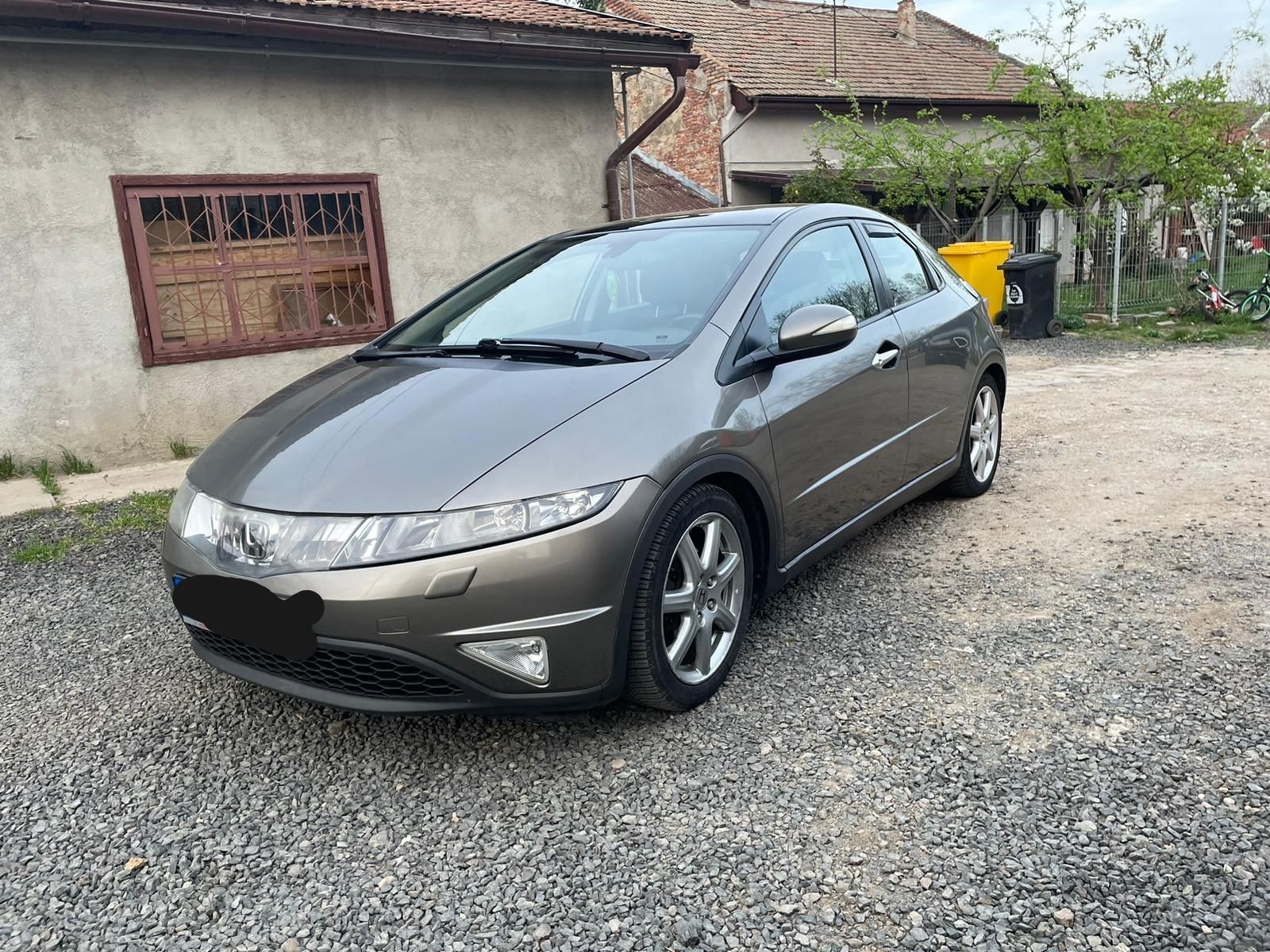 Vând honda civic 1.8 vtec 140cp