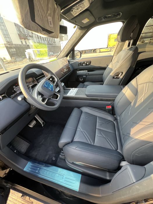 Zeekr 9 x ultra 2025