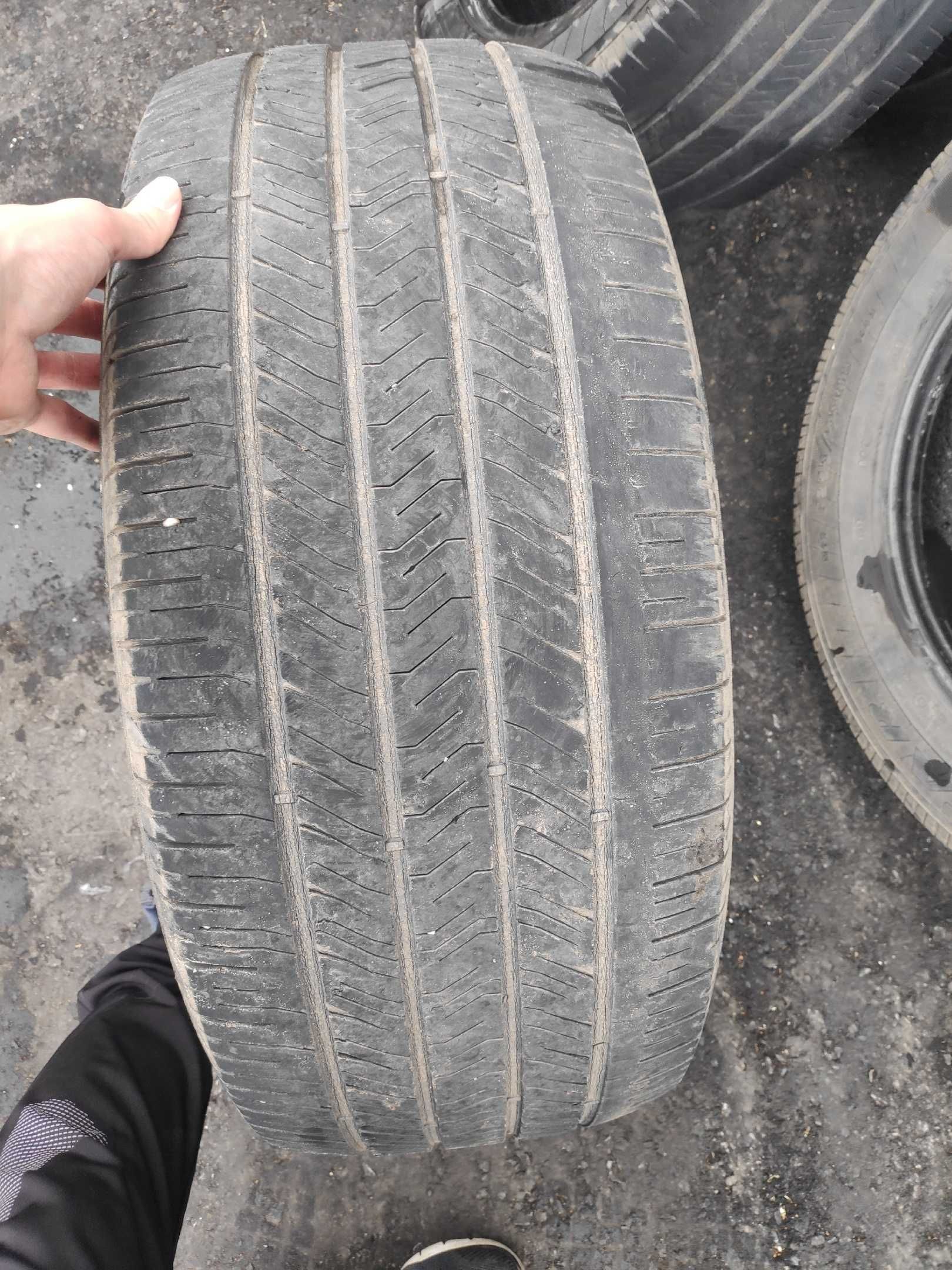 Продам все 4 шины Goodyear Eagle LS2