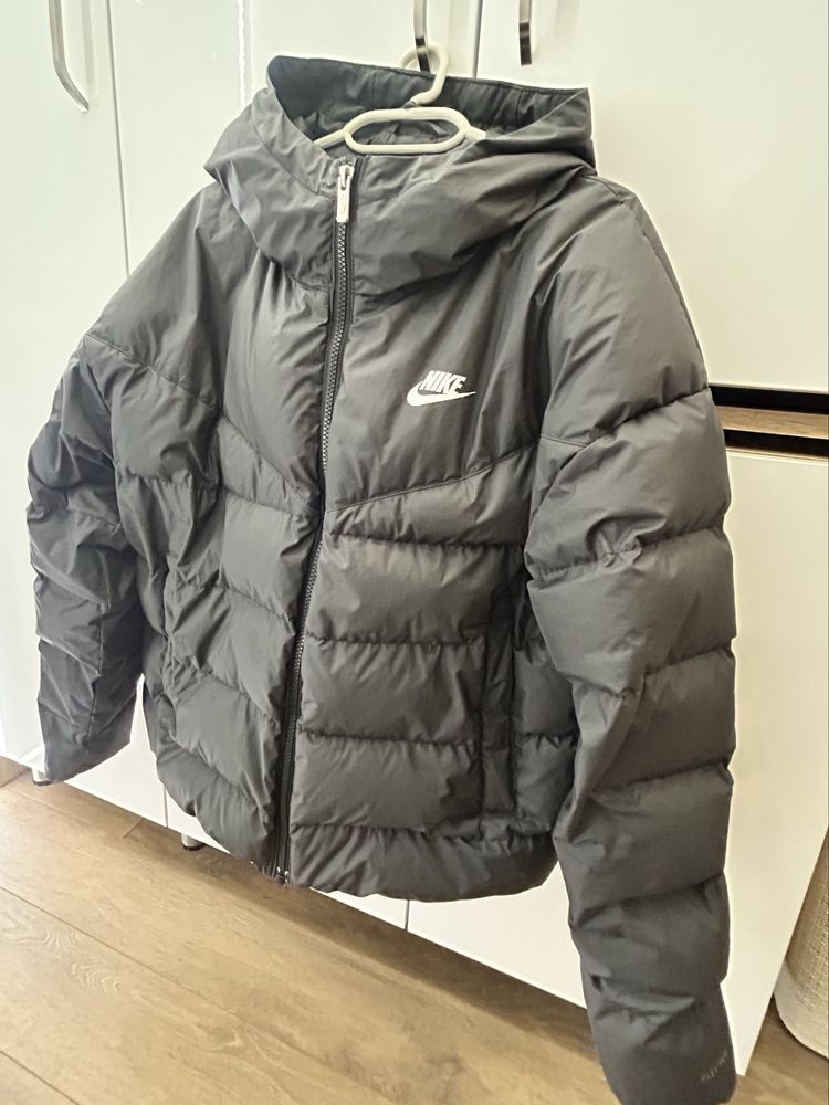 Nike puffer зимно яке