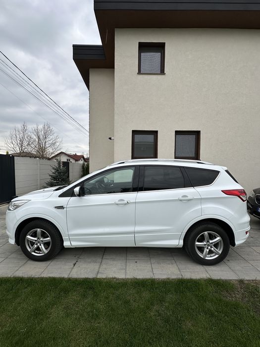 Ford Kuga Titanium 2.0 Diesel 180 cp