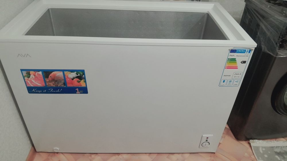 Продам морозильный ларец AVA.