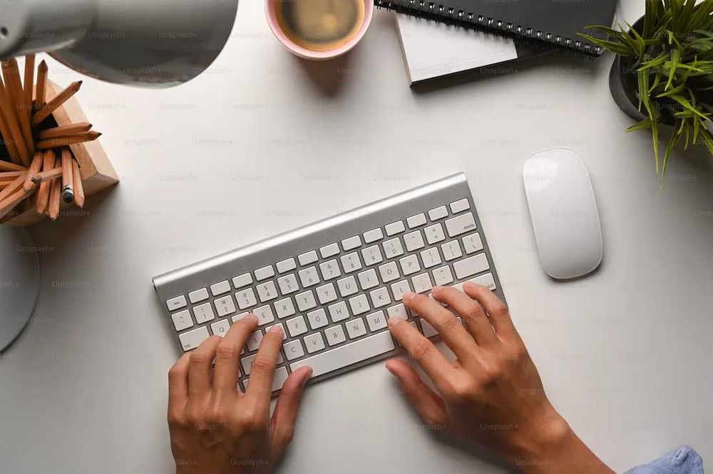 Набор на текст, форматиране.