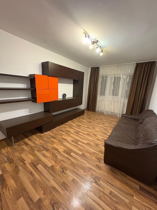 Inchiriez apartament 3 camere, bl X6, Vlaicu