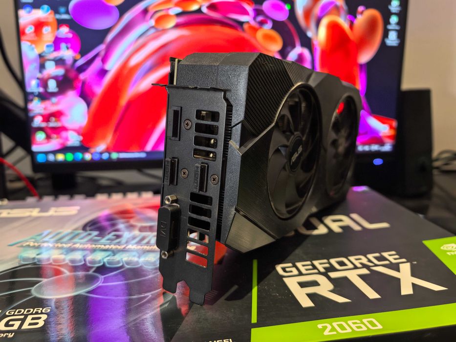 Видеокарта Asus RTX 2060 Dual EVO 6GB в отлично състояние с кутия!