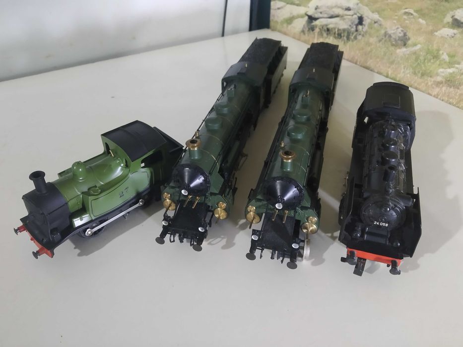 Mega lot Marklin(locomotive,vagoane),HO,trenulete electrice