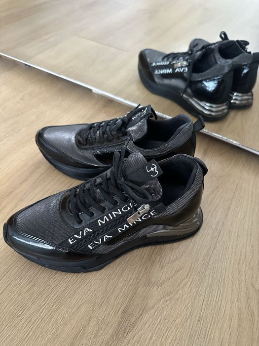 Eva Minge обувки