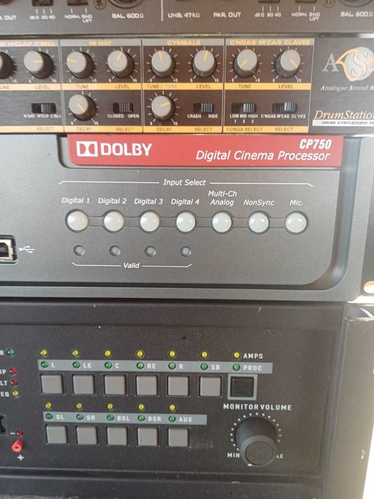 vand  procesoare compresoare audio