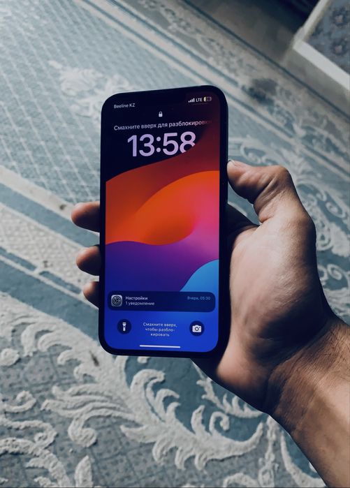 Айфон 13 срочноо идеял без ремонт