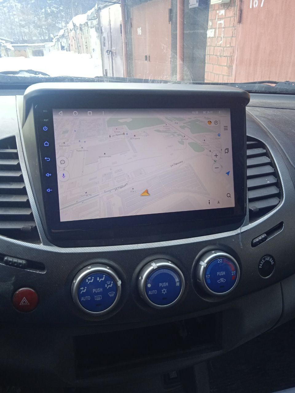 Navigatie Android Mitsubishi Pajero L200 Waze YouTube GPS BT USB