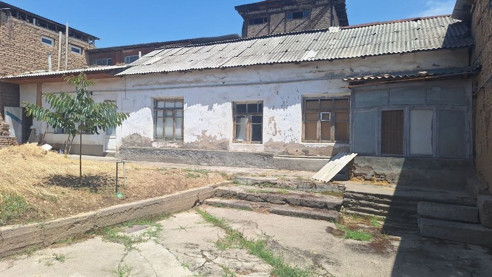 Срочно Юнусобод туманида ер хисобида участка сотилади