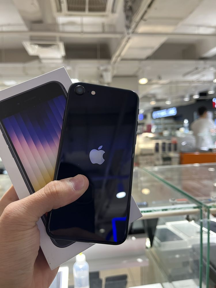 Iphone se 3