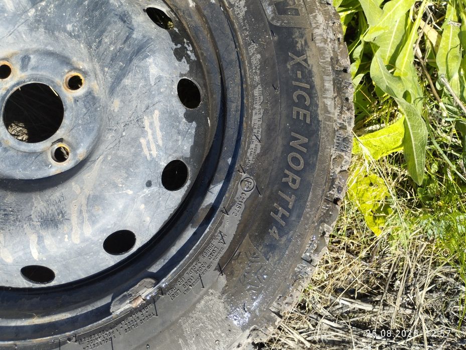 Продам шины 185/65/R15 на дисках