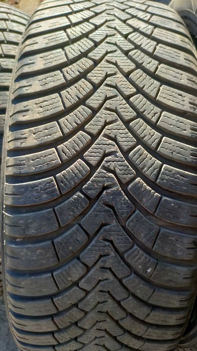Гуми FALKEN 205/55r16
