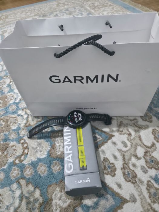 Смарт-часы Garmin Forerunner 965