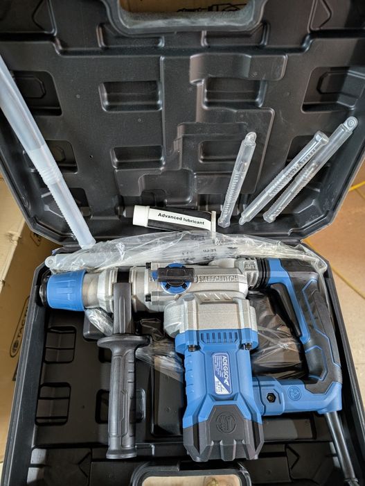 Perforator Adegso brend