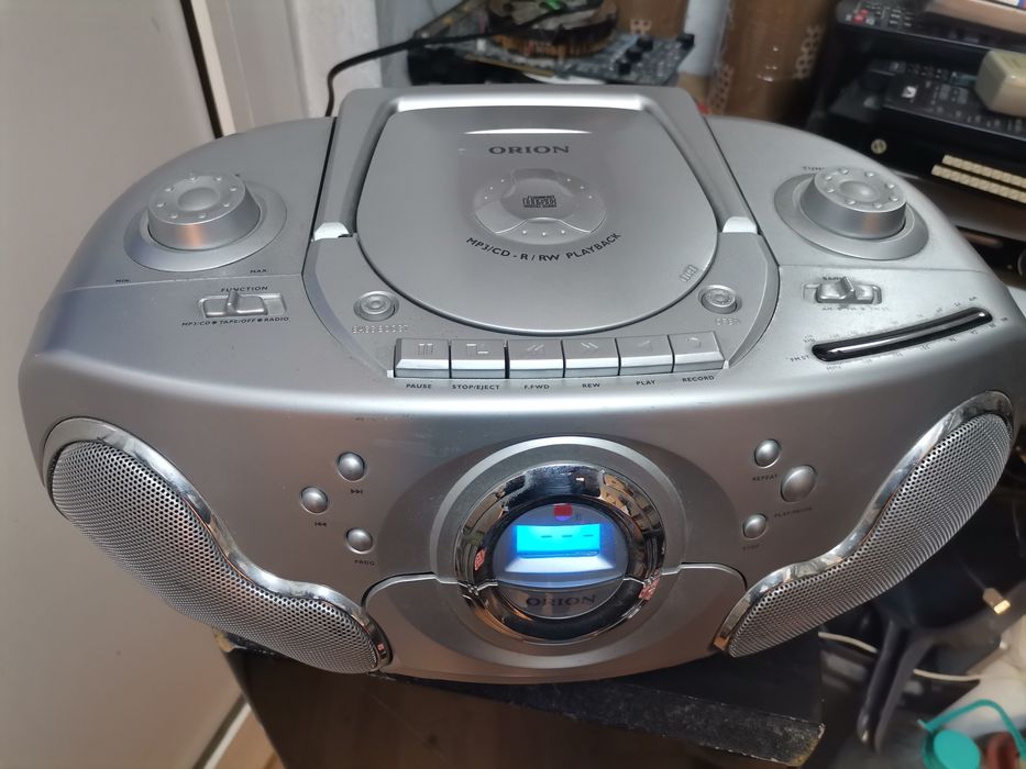 Radio pt piese sau restaurare