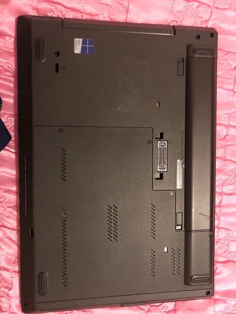 De vânzarea Laptop Lenovo