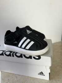 Sandale adidas bebelusi