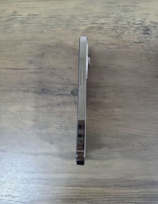 Vând IPhone 14 Pro Gold 128 GB