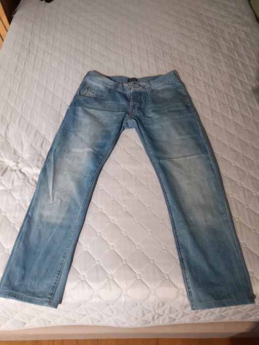AJ Armani Jeans оригинални дънки в топ състояние