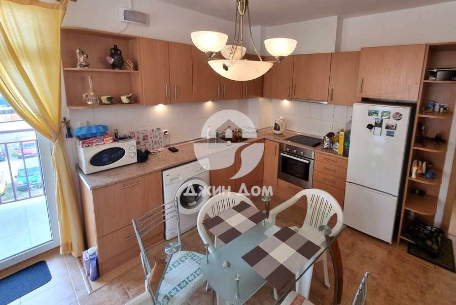 Продава се Тристаен апартамент в к.к. Слънчев бряг - 88 кв.м за 1022 €/кв.м - Снимка #2