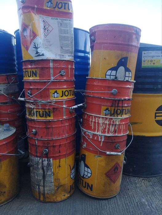 Продаются использованные вёдра из-под краски.