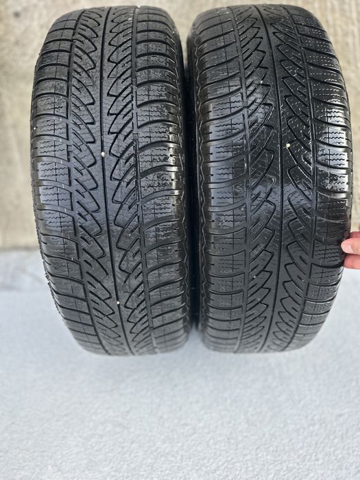 4 Roti RENAULT 5x114,3 R17 cu anvelope de iarna GoodYear 215/60/R17