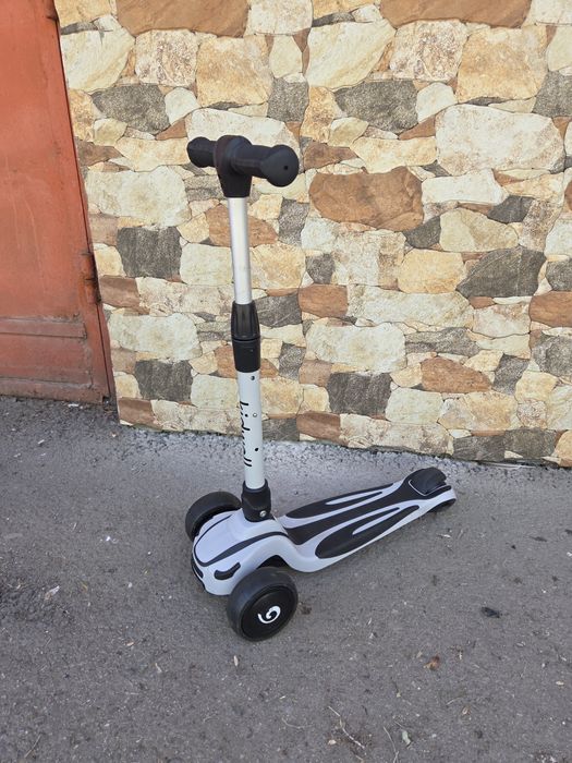 De vânzare trotineta pliabila