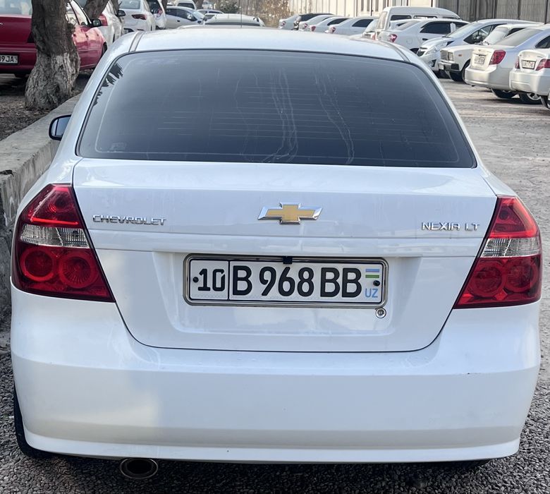 Nexia 3 2017 yil oq rang