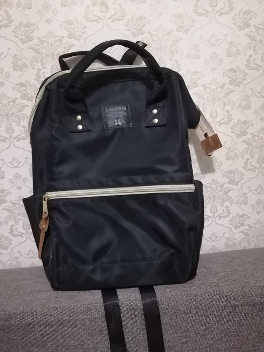 Рюкзак чёрный почти новый