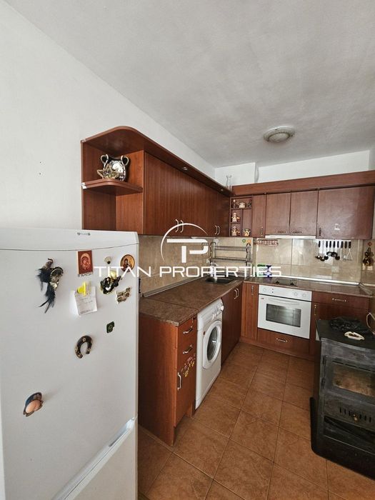 Дава се под наем Двустаен апартамент в Бургас, Възраждане - 70 кв.м за 397.8 € - Снимка #2