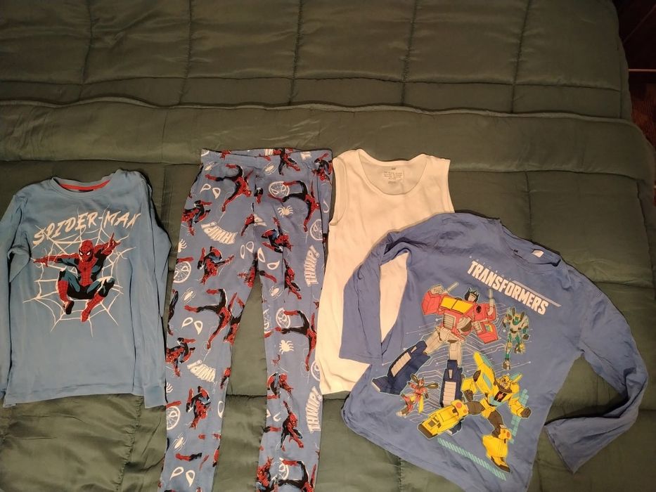 Лот детски дрехи 134 см, пижама, блуза, потник
