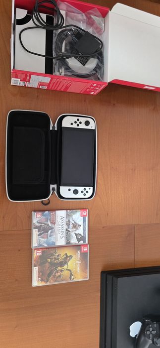 Nitendo Switch  OLED