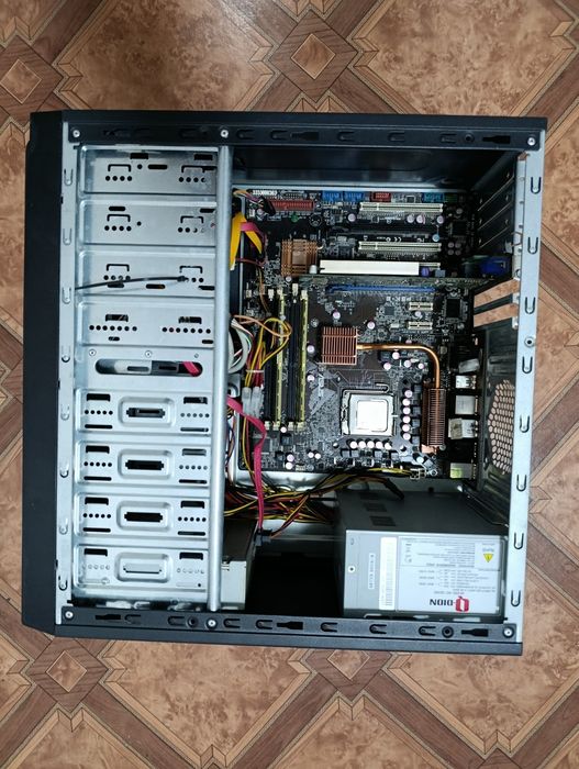 Компьютер на запчасти