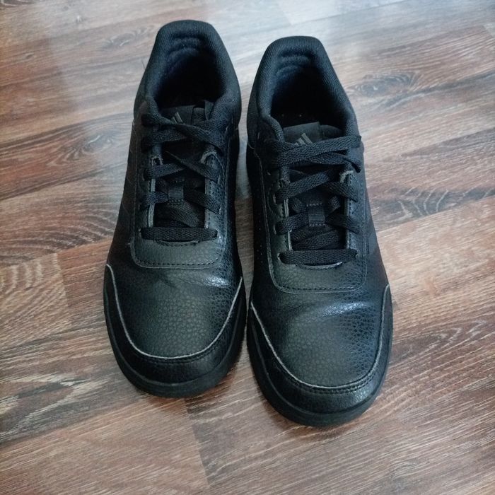 Кожени кецове Adidas